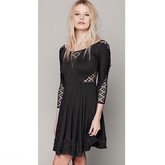 Free People Black Eyelet Lace Dress Sz XS Fit & Flare Textured Knit To The Point - Picture 1 of 10